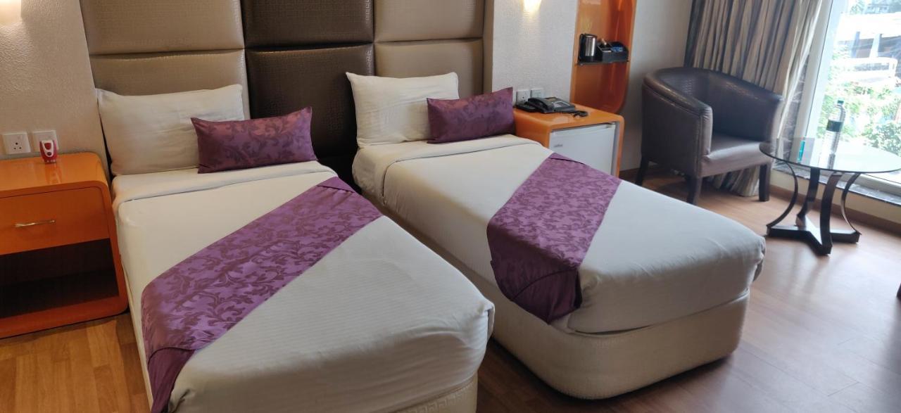 Ritu Ivy Hotel Calcutta Eksteriør billede