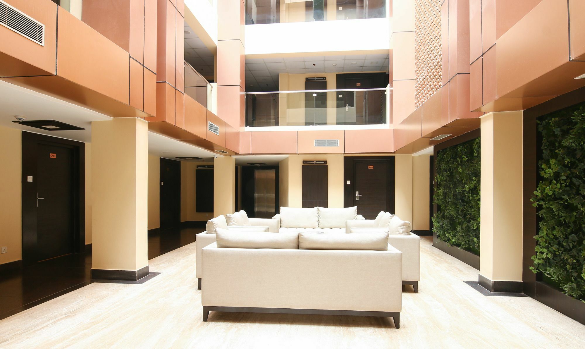 Ritu Ivy Hotel Calcutta Eksteriør billede