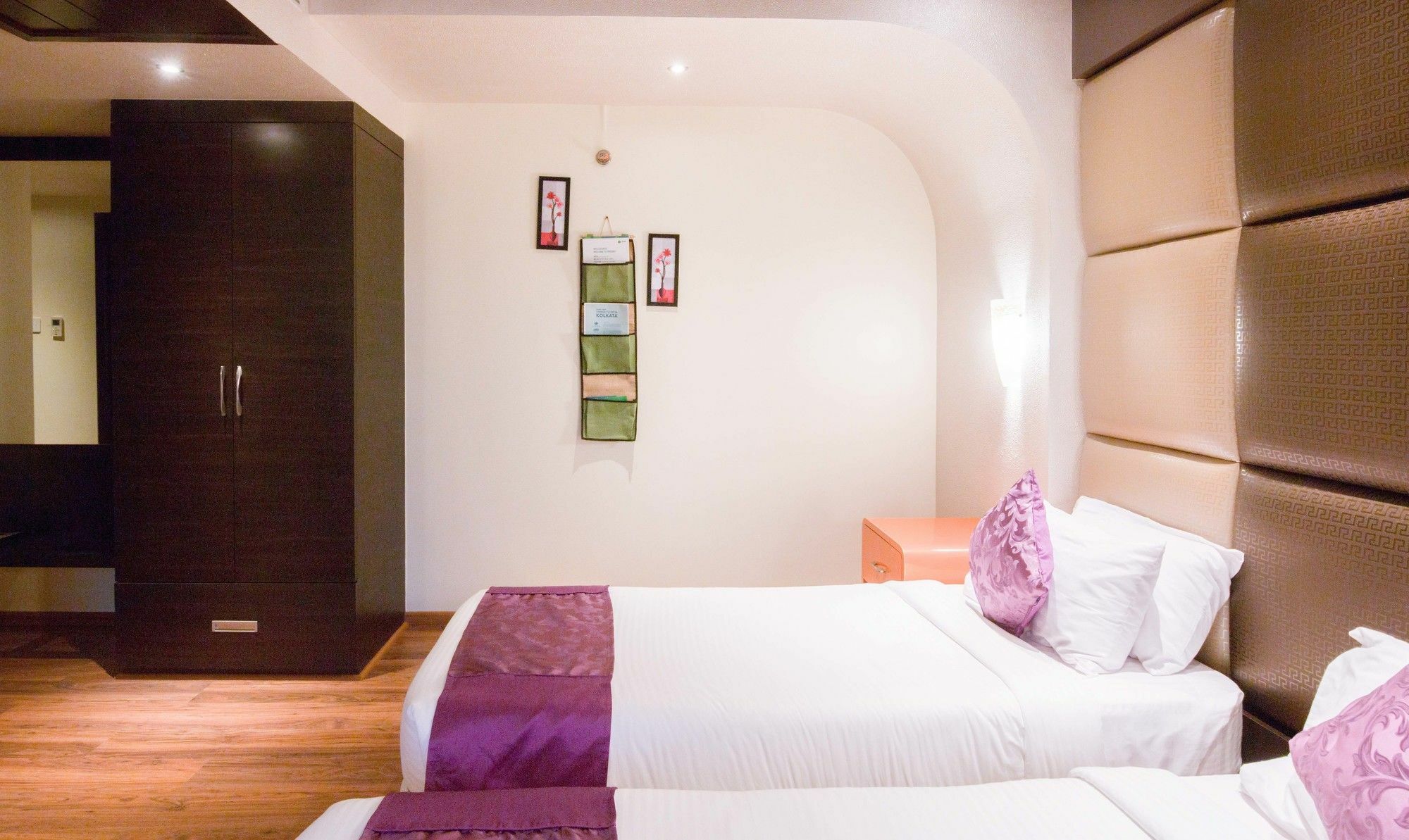 Ritu Ivy Hotel Calcutta Eksteriør billede
