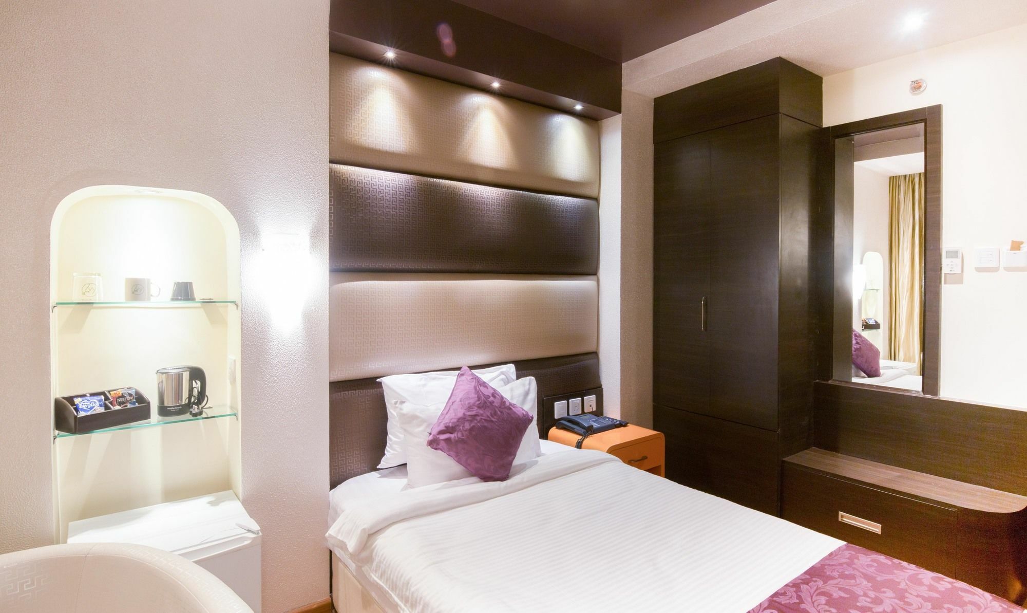 Ritu Ivy Hotel Calcutta Eksteriør billede